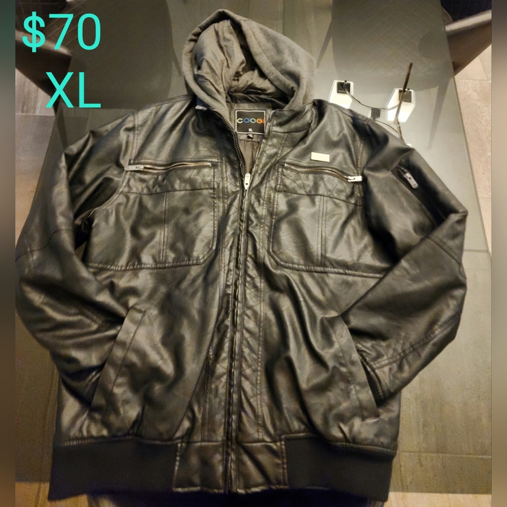 XL Coogi Australia black jacket with hoodie
